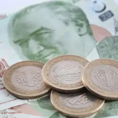 Jaka waluta w Turcji? Ważne informacje dla podróżnych i turystów