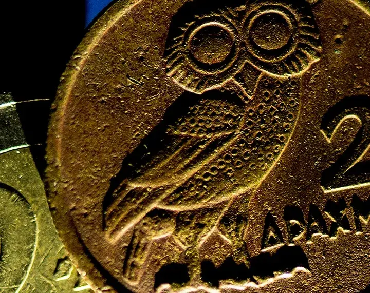 Jaka była waluta w Grecji przed euro? Poznaj historię drachmy